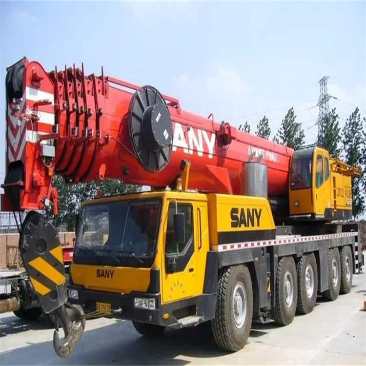 围场县附近工地哪里有吊车出租|应急吊装服务|24小时灵活调度