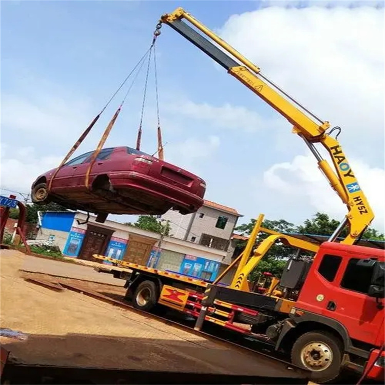 围场县吊车吊汽车的正确方法